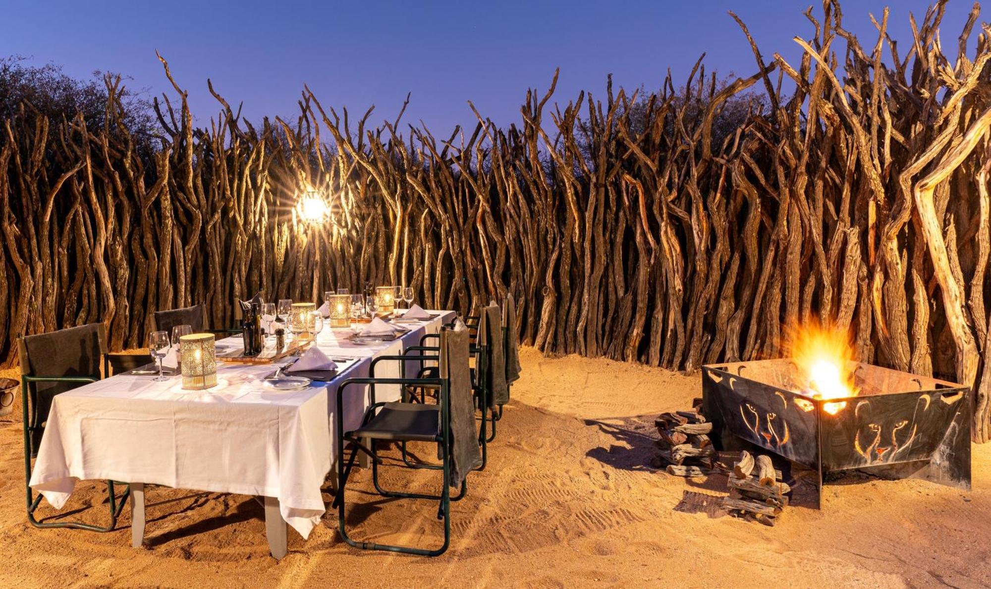 Villa Okonjima Plains Camp Otjiwarongo Exterior foto